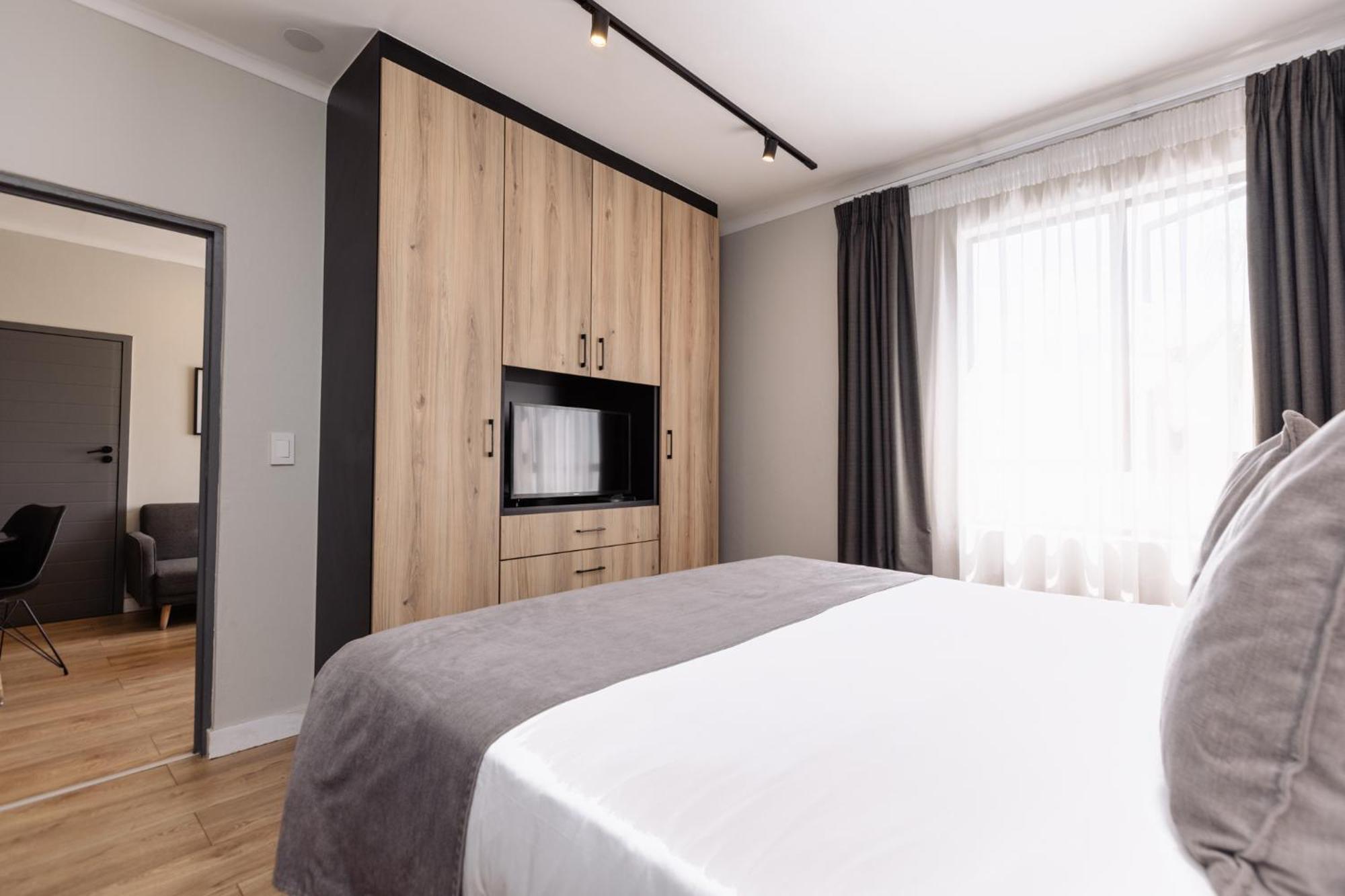 Mint Hotel 84 On Katherine Йоханнесбург Экстерьер фото