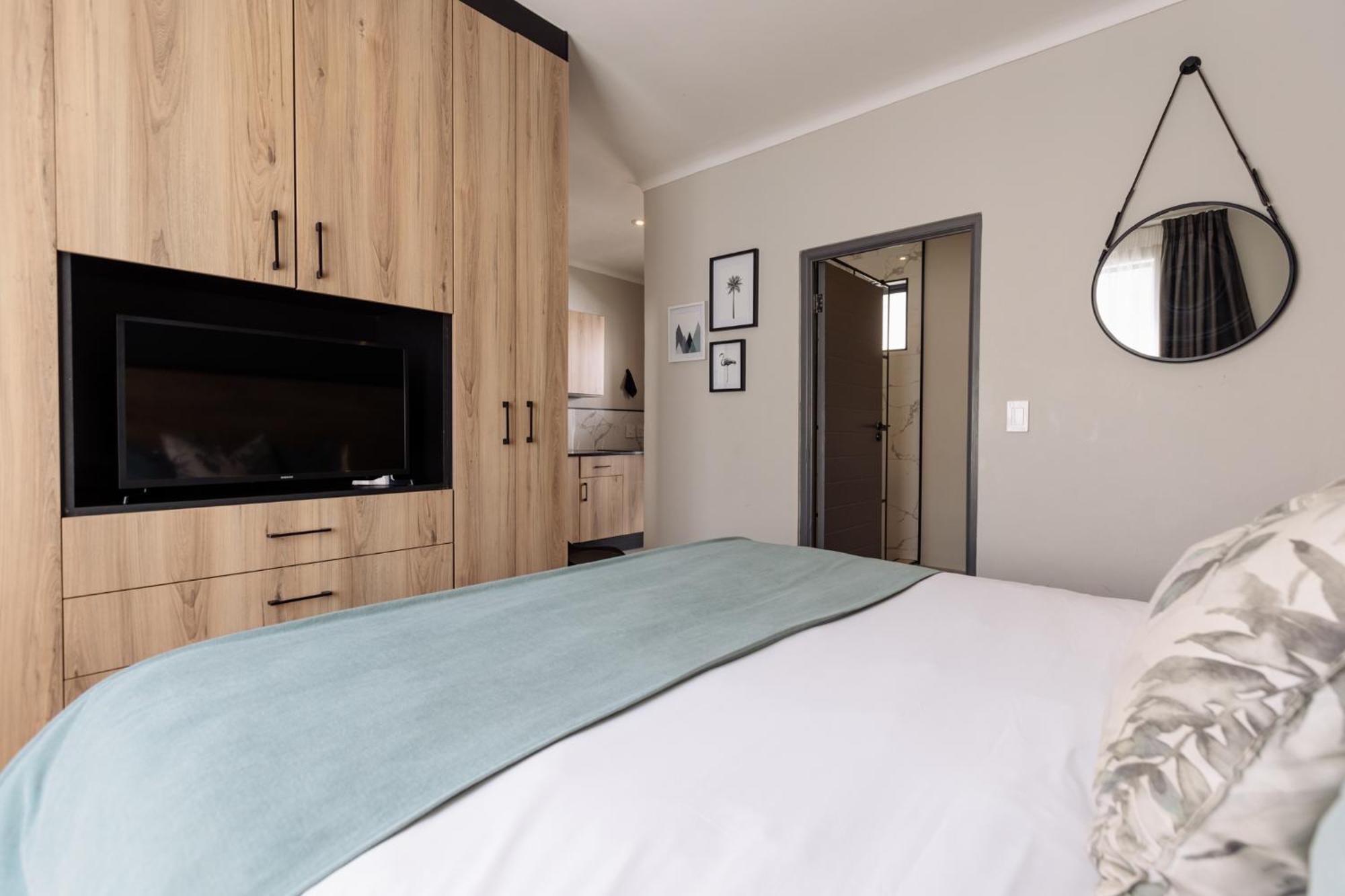 Mint Hotel 84 On Katherine Йоханнесбург Экстерьер фото