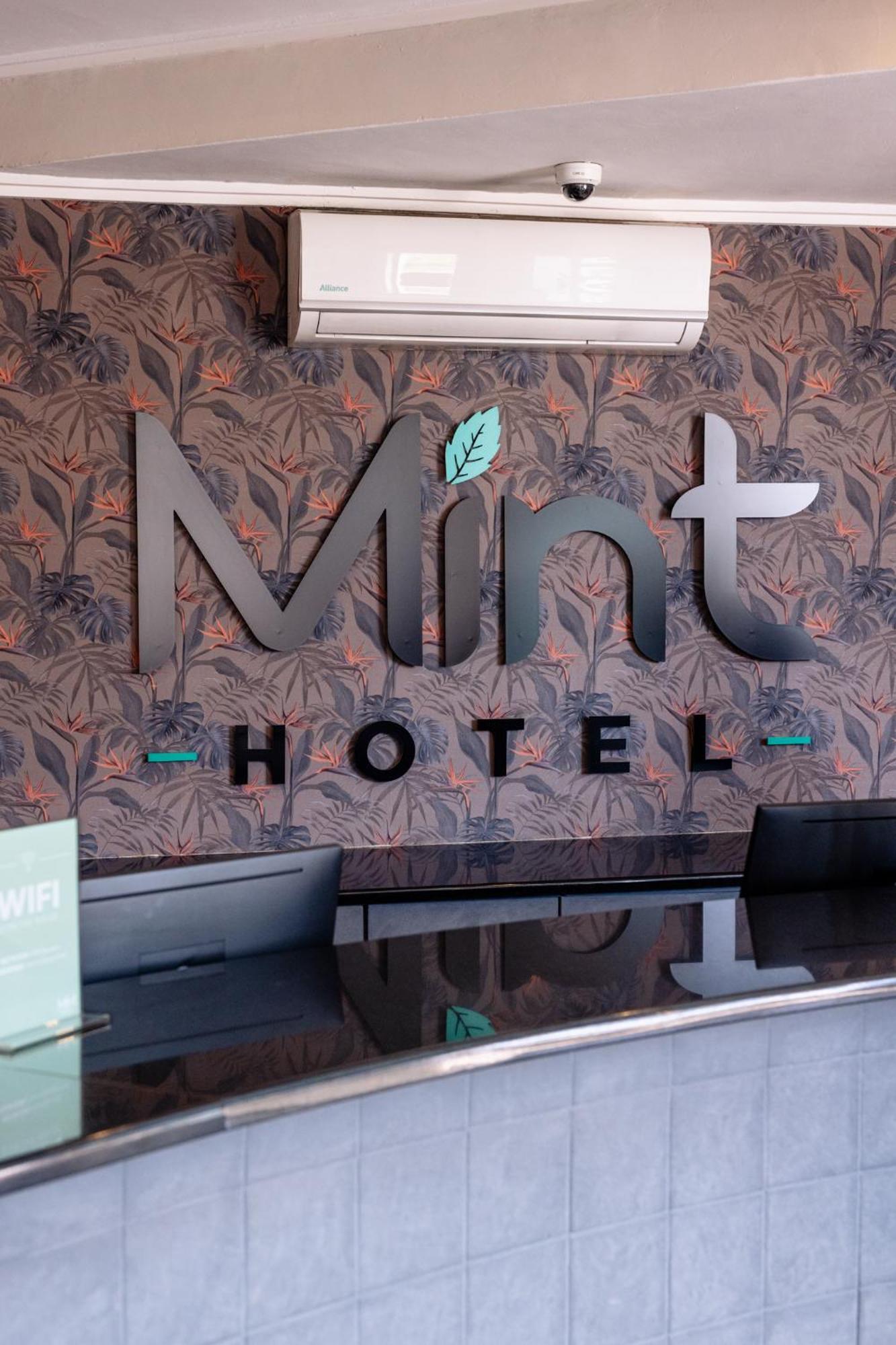 Mint Hotel 84 On Katherine Йоханнесбург Экстерьер фото